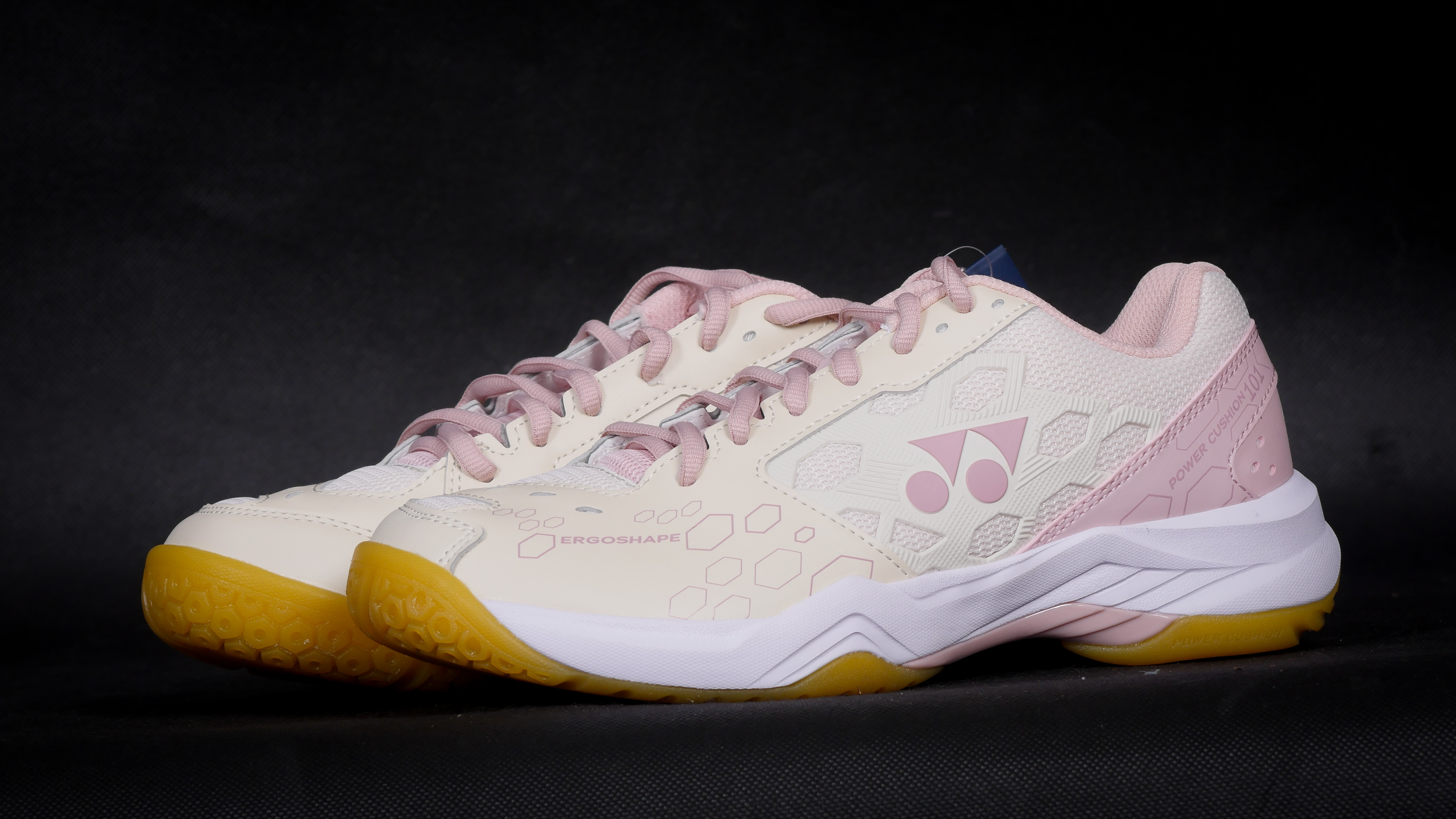 Giày Cầu Lông SHB101CR Hồng Phấn - Đế Cao Su Siêu Bám , Chống Trơn Khi Gặp Nước