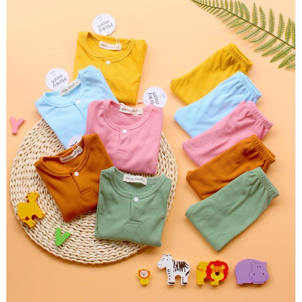 Bộ Quần Áo Thu Đông Len Tăm Cúc Cổ 5 Màu Cho Bé 7kg-18kg