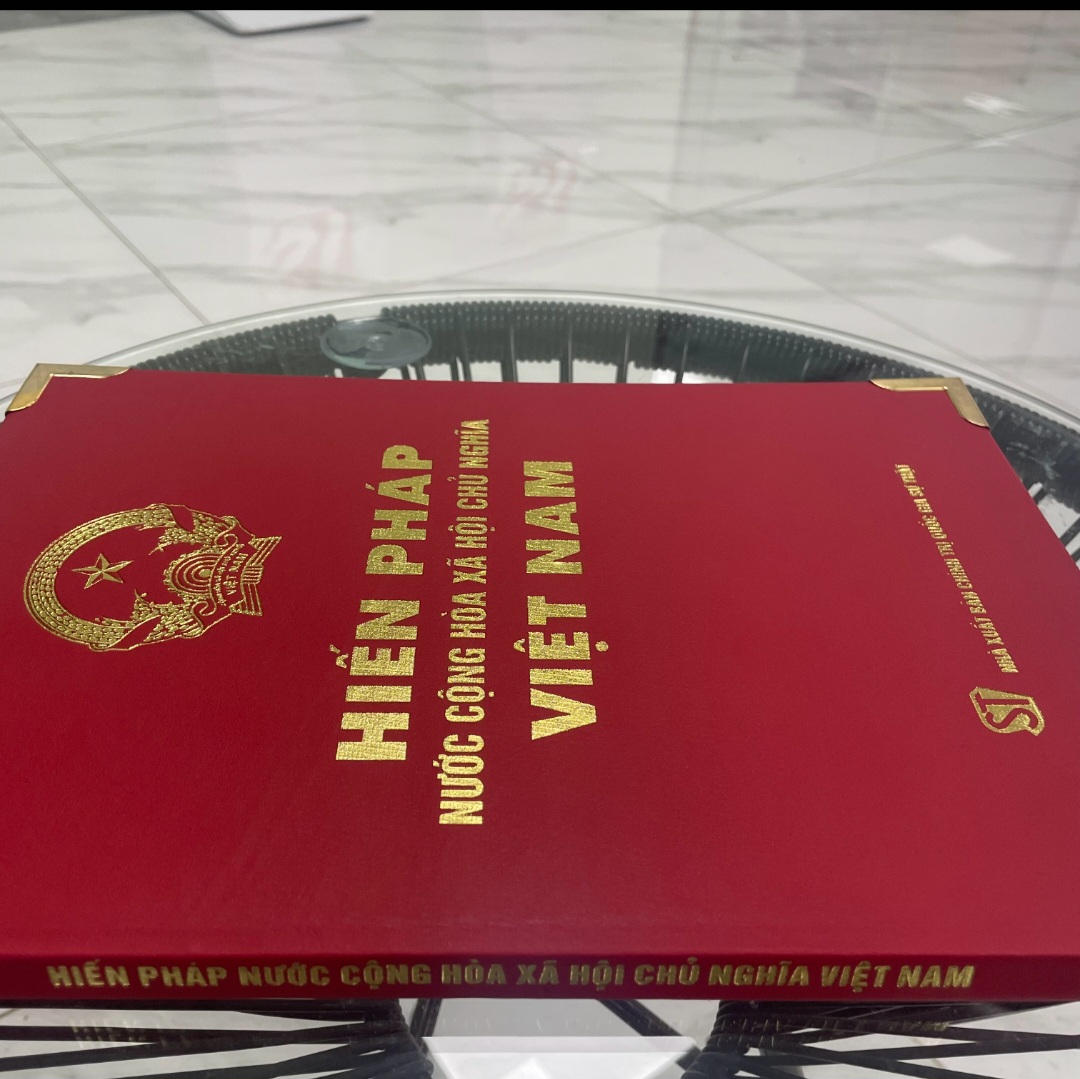 Quà tặng - Hiến pháp - Độc quyền