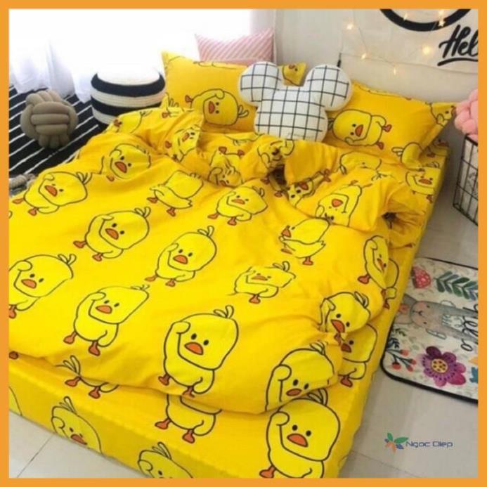Ga chun bọc đệm kèm 2 vỏ gối poly cotton mẫu gà vàng, drap thun bọc nệm