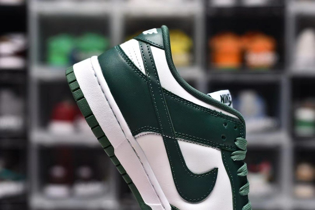Giày sneaker Nam/Nữ - Njke SB Dunk Low “Miami Hurricanes” / Size 36 đến 44