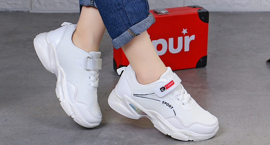 Giày thể thao cho bé gái , mẫu mới T040