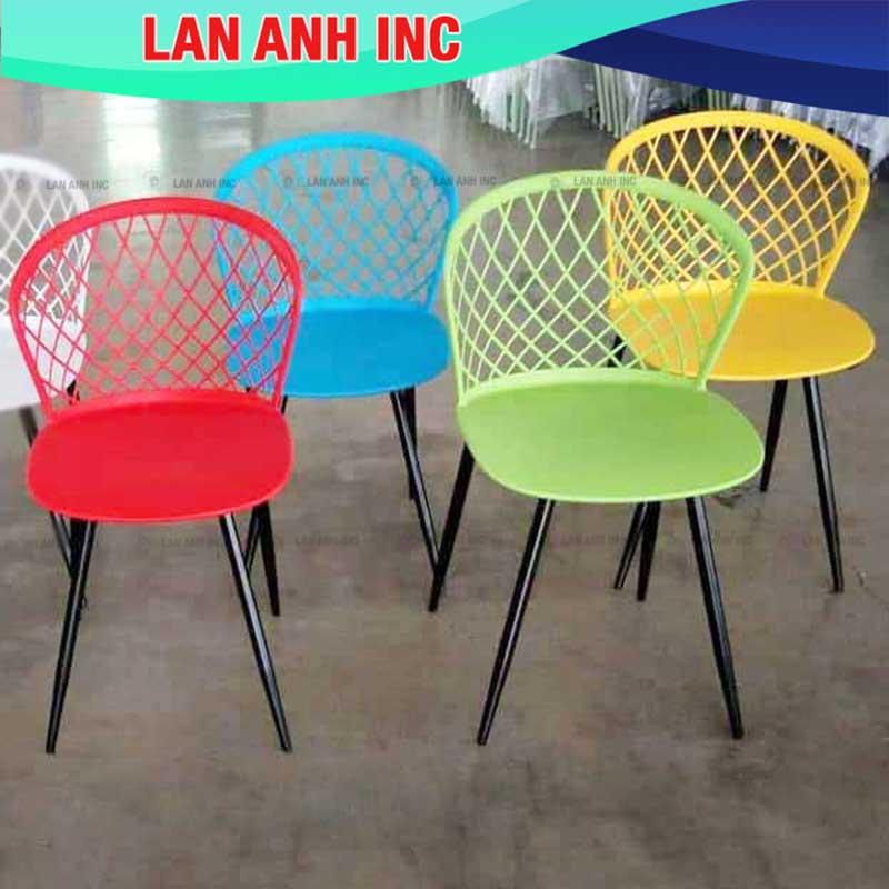 Ghế nhựa cafe văn phòng bàn ăn chân sắt tựa lưng cao đẹp hiện đại LAGE2013