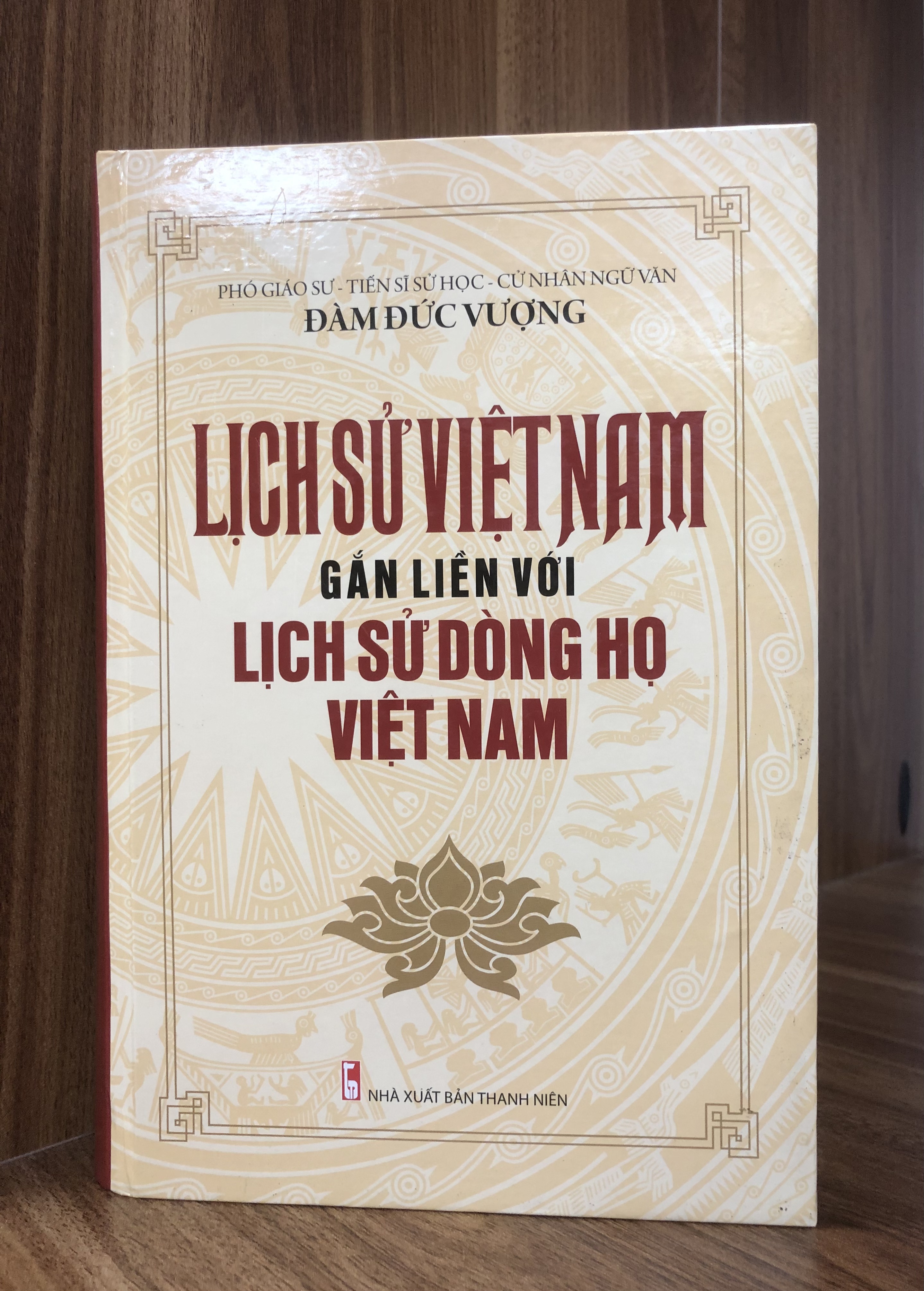 Lịch sử Việt Nam gắn liền với lịch sử dòng họ Việt Nam