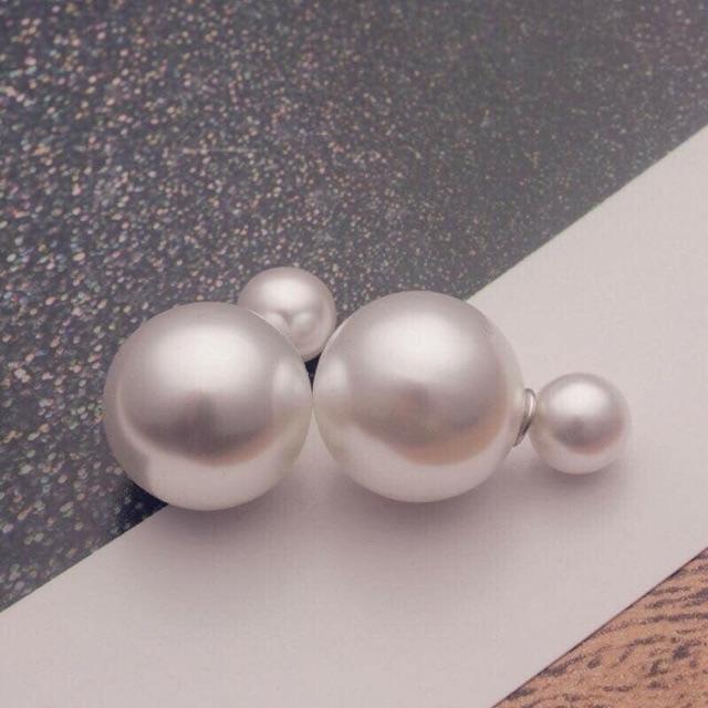 Khuyên tai giả ngọc trai hót hít