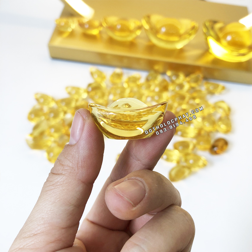 Thỏi vàng phong thủy phát tài may mắn tụ bảo bằng pha lê để bàn thờ thần tài kích thước3-4-6-8-10cm