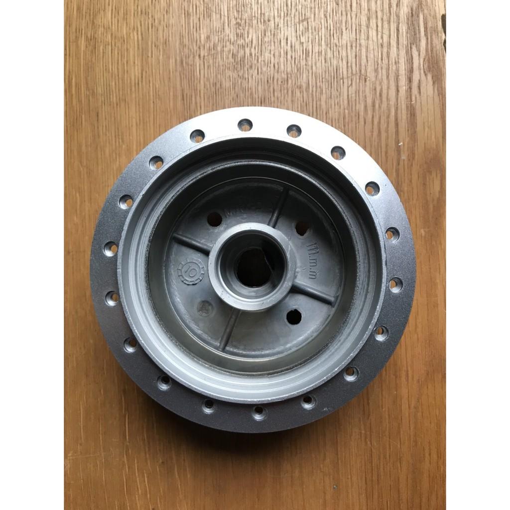 ĐÙM-MOAY Ơ 1 ĐĨA 4 LỖ LÕM DÙNG CHO XE HONDA 100 NHƯ RS, FUTURE NEO, WAVE S...