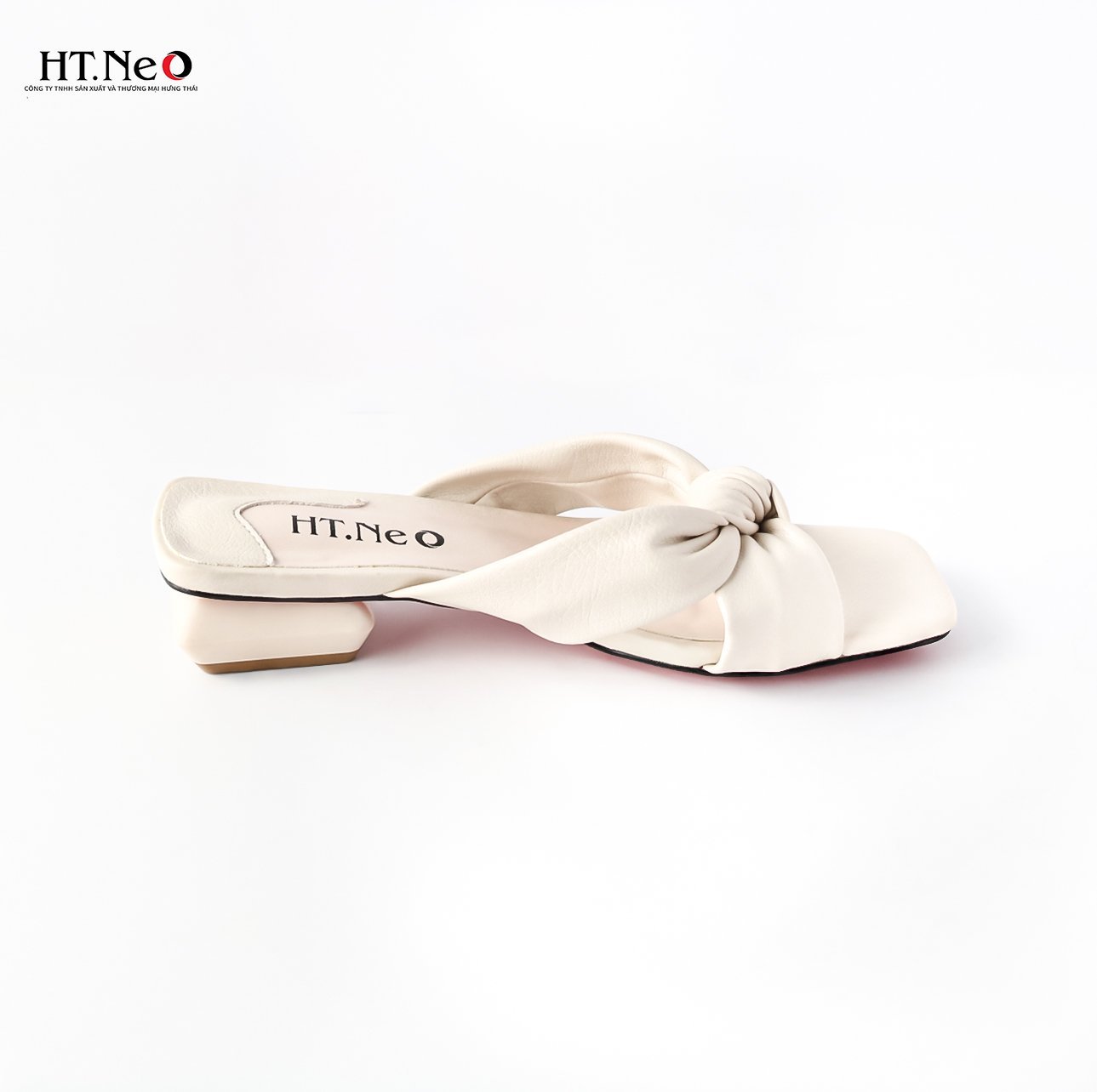 Sandal nữ HT.NEO gót vuông thiết kế đơn giản, trẻ trung, quai da thắt nơ, da cao cấp SDN68