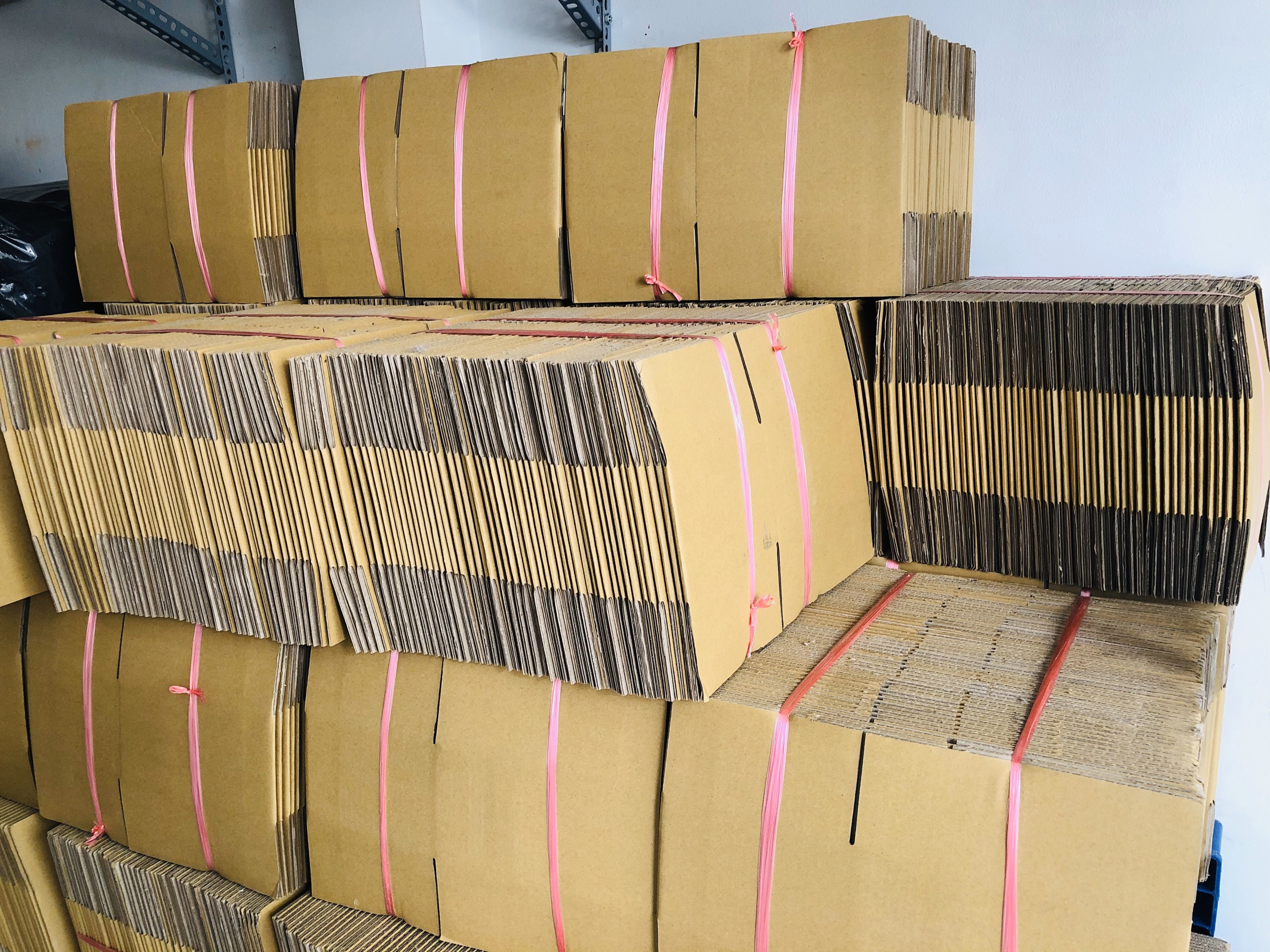 HỘP CARTON 10 x 10 X 8cm XẤP 100 HỘP