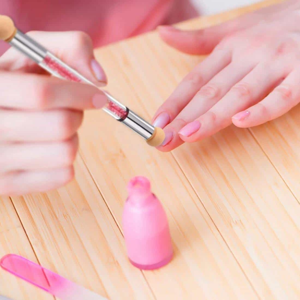 Mút Dặm Loang Làm Nail 2 Đầu Cán Hồng, Thiết Kế Dạng Bút Tiện Dụng, Vừa Tay, Dễ Thao Tác Điều Chỉnh, Tạo Đều Màu Lên Móng, Chất Liệu Mềm Mịn, Có Thể Làm Sạch Và Tái Sử Dụng