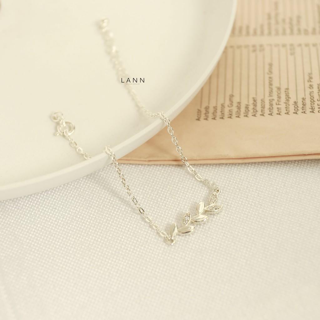 Lắc tay nhành lá đá xen kẽ nằm ngang S925 LANN