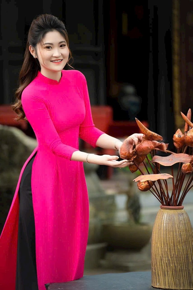 Set áo dài lụa truyền thống màu trơn tay dài
