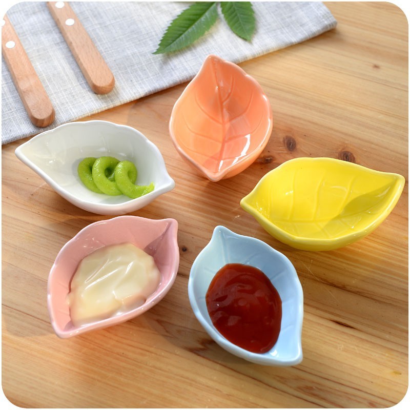 Bát sứ ăn dặm hình lá ổi 50ml