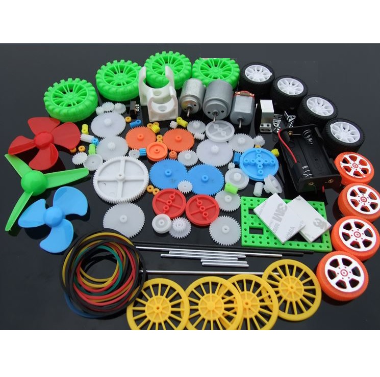 Bộ DIY 112 món gồm bánh xe, động cơ, cánh quạt, khay pin, trục và bánh răng các loại
