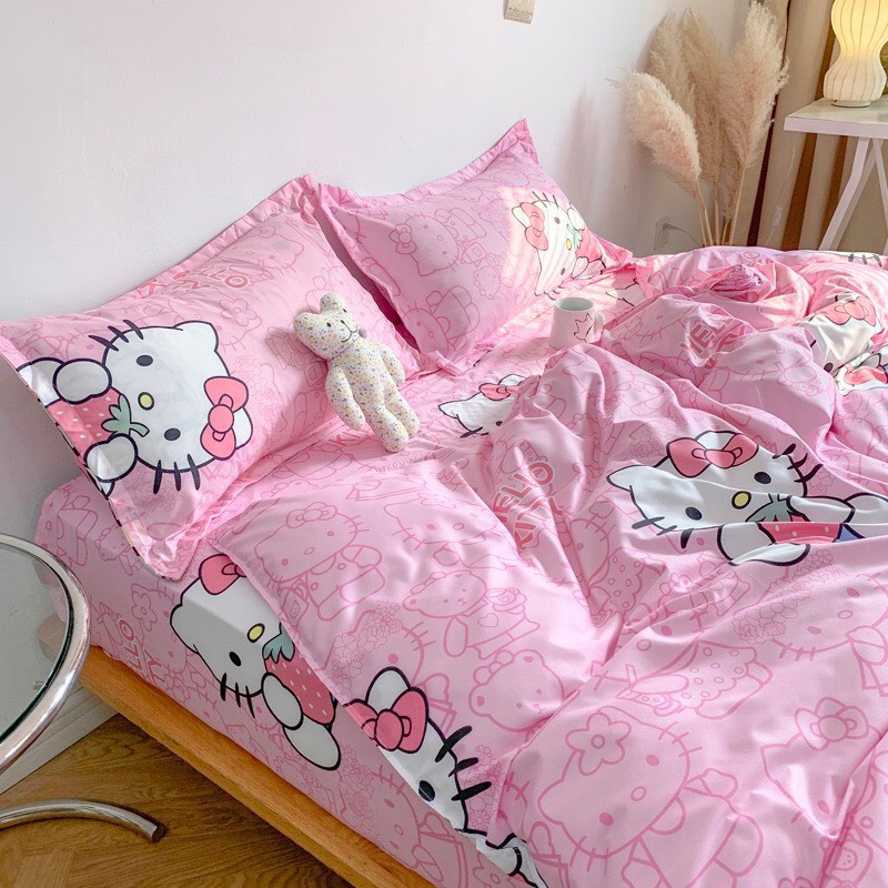 Sét chăn ga gối cotton poly họa tiết mèo hồng cho bé gái may theo kích thước khách đặt