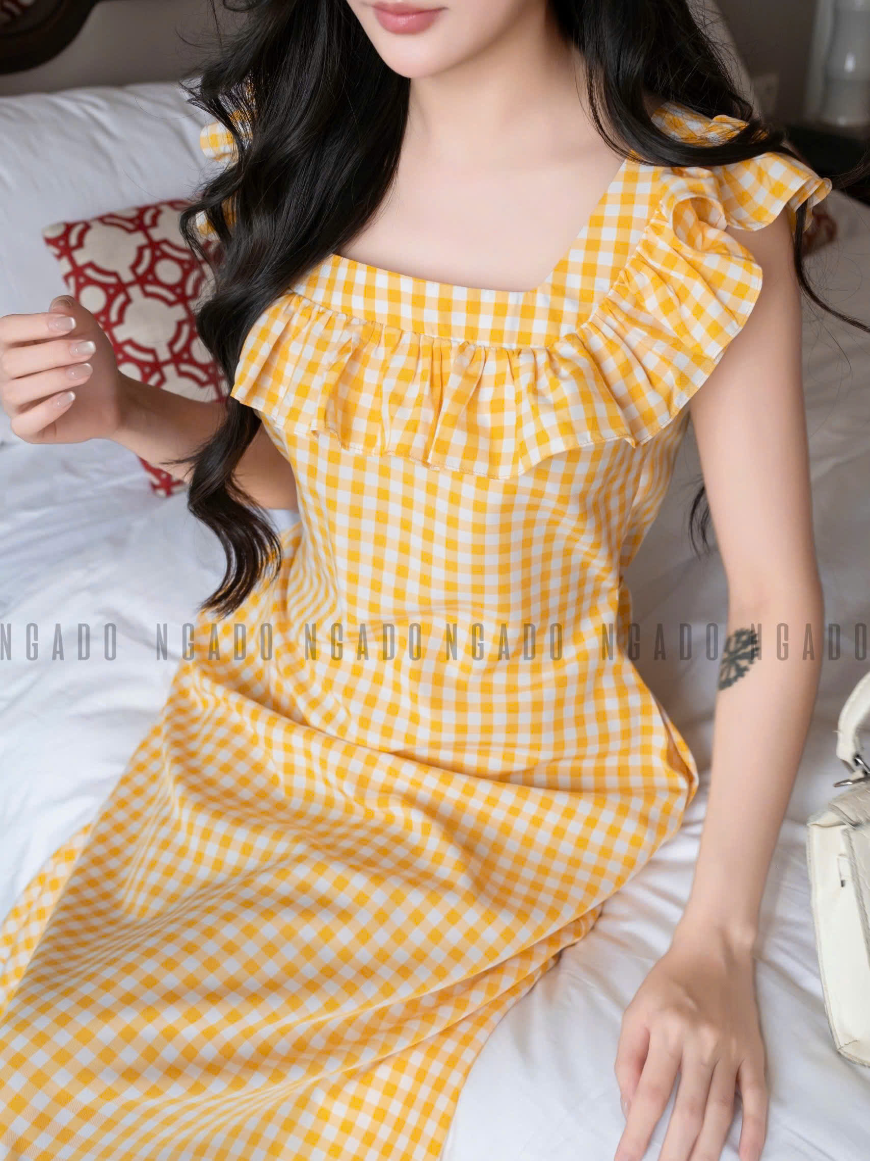Đầm caro vàng phối cổ nhún NGADO , đầm caro , đầm kẻ ,  đầm dạo phố