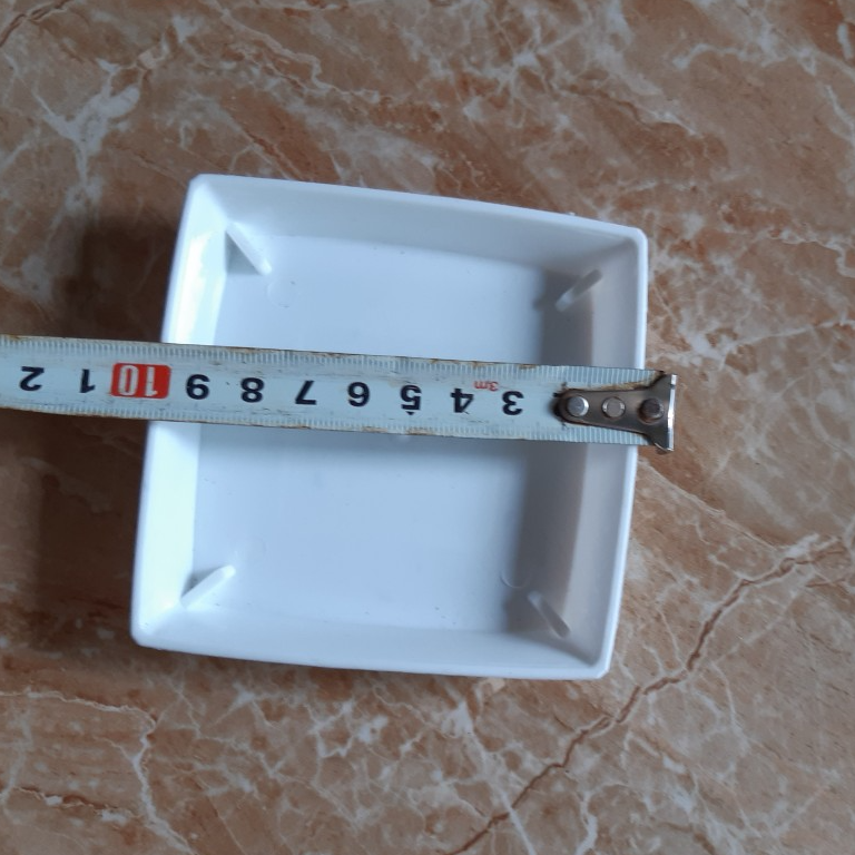 Đĩa lót chậu nhựa vuông trồng cây v9 cạnh 9cm