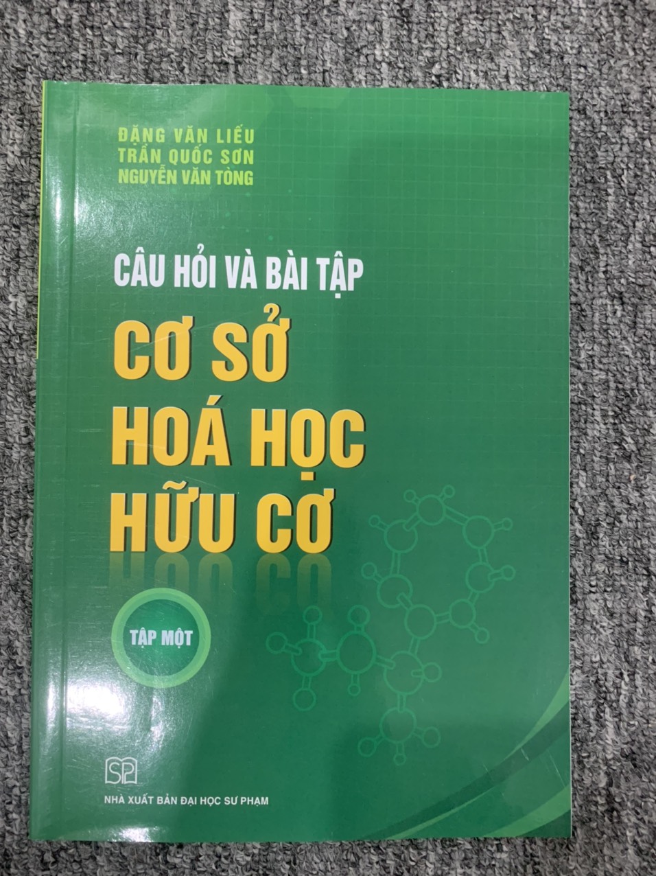 Sách - Câu hỏi và bài tập Hoá học Hữu cơ Tập 1