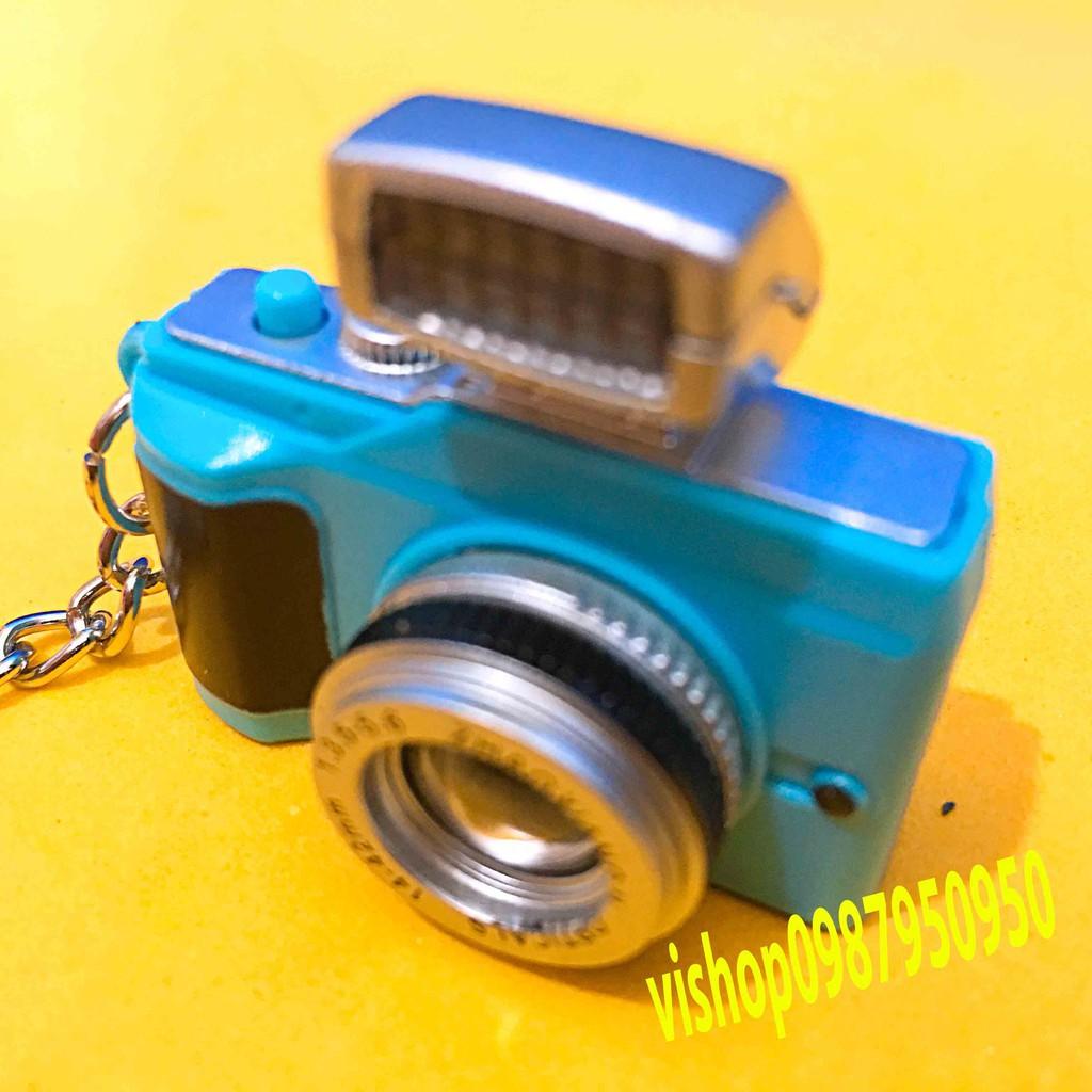 1 Móc Khóa Hình Máy Ảnh Có Đèn Led Phát Sáng-Móc khóa hình máy ảnh mini có đèn LED độc đáo