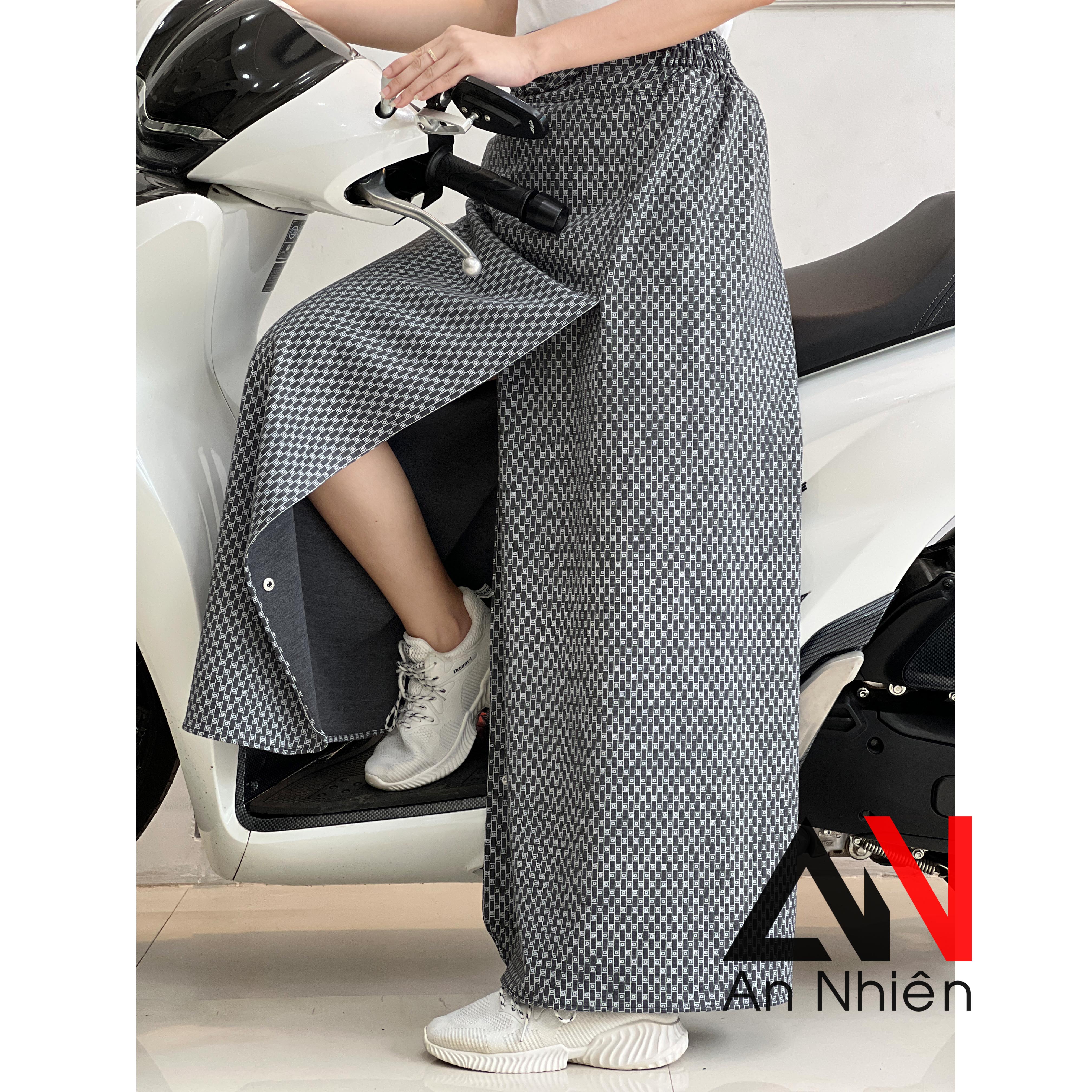 Váy chống nắng xẻ tà cố định bằng miếng dán kết hợp nút bấm chất mềm mại co giãn tốt xòe rộng dài dưới tà váy có nút bấm cố định