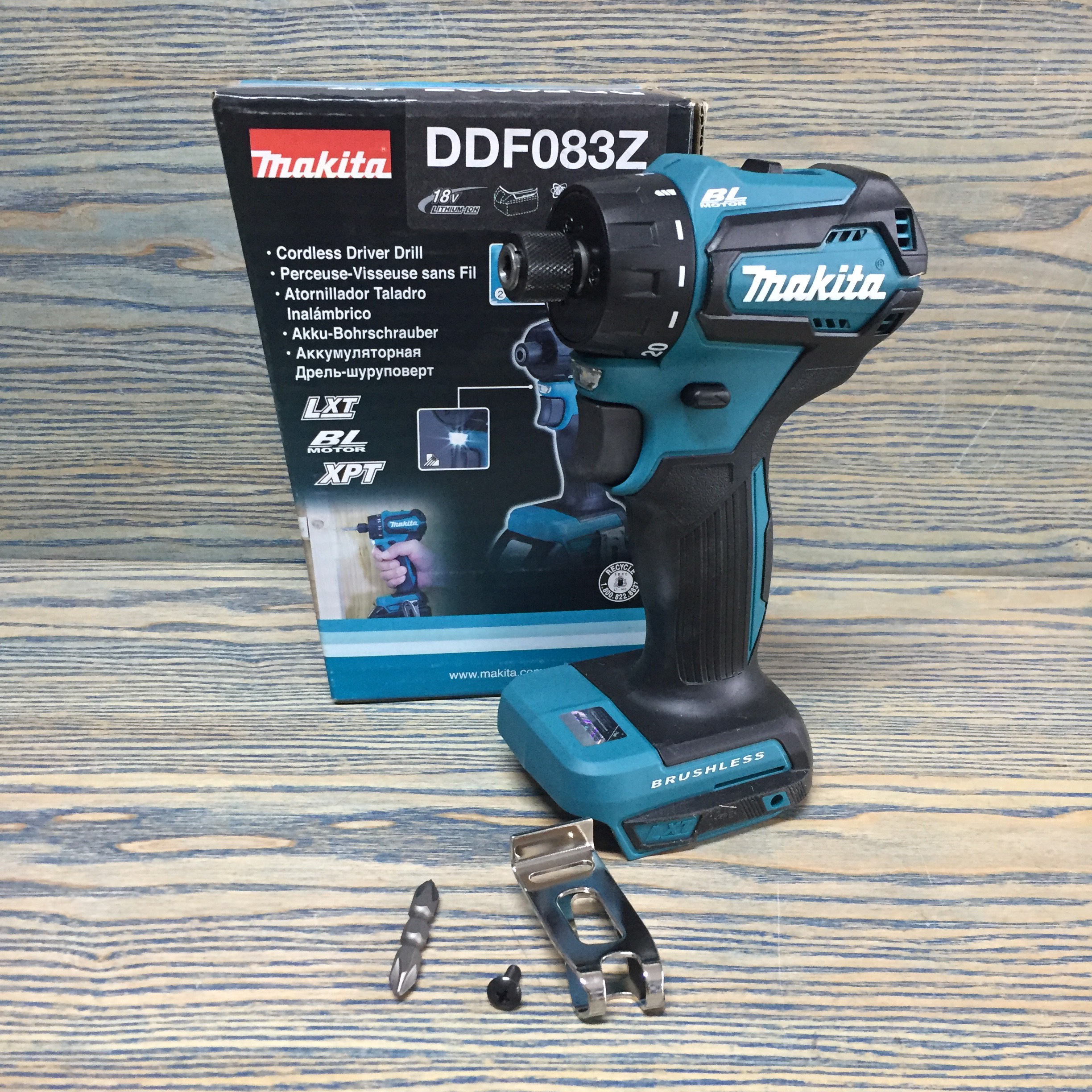Thân máy khoan và vặn vít 18V không chổi than Makita DDF083Z
