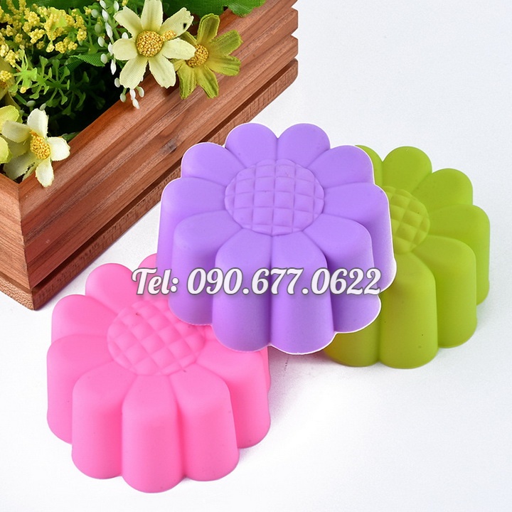 Bộ 10 khuôn silicon làm bánh, rau câu, bánh bông lan, bánh da lợn, bánh Cookie hình hoa cúc 3 lớp – Mã số 1158