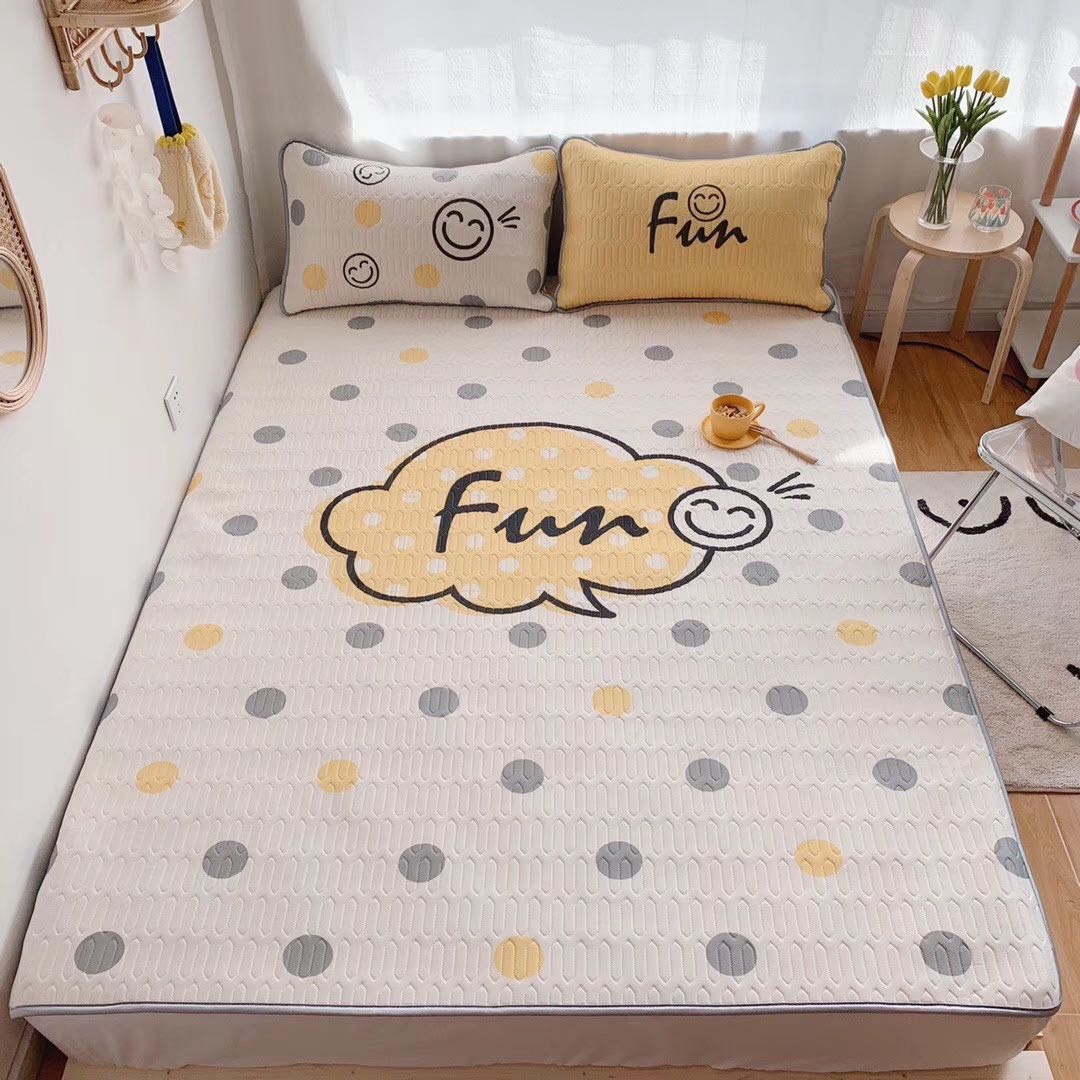 Chiếu Điều Hòa Cao Su Non Latex 5D Fun Chấm Bi