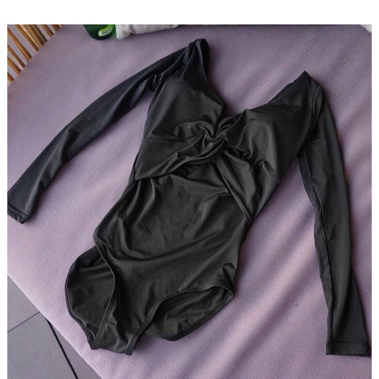 BIKINI,ĐỒ BƠI ĐI BIỂN THÂN LIỀN XOẮN NGỰC CỔ V KHOÉT BỤNG Secxy ODERI LT-108
