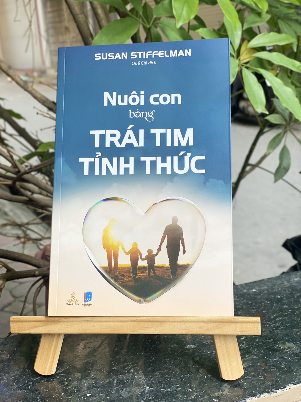 Combo Hiện Diện Bên Con &amp; Nuôi Con Bằng Trái Tim Tỉnh Thức