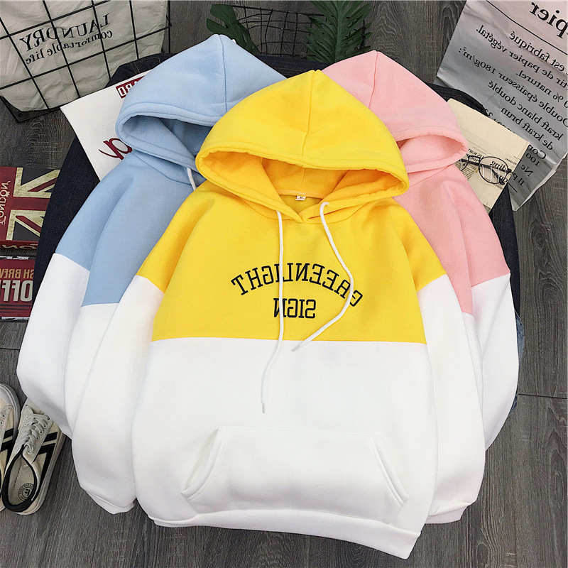 Áo Khoác Hoodie Nữ Thêu GREENLIGHT Trước Ngực - Chất Liệu Thun Nỉ - Form Dưới 60kg - Mẫu Mặc Mọi Lứa Tuổi