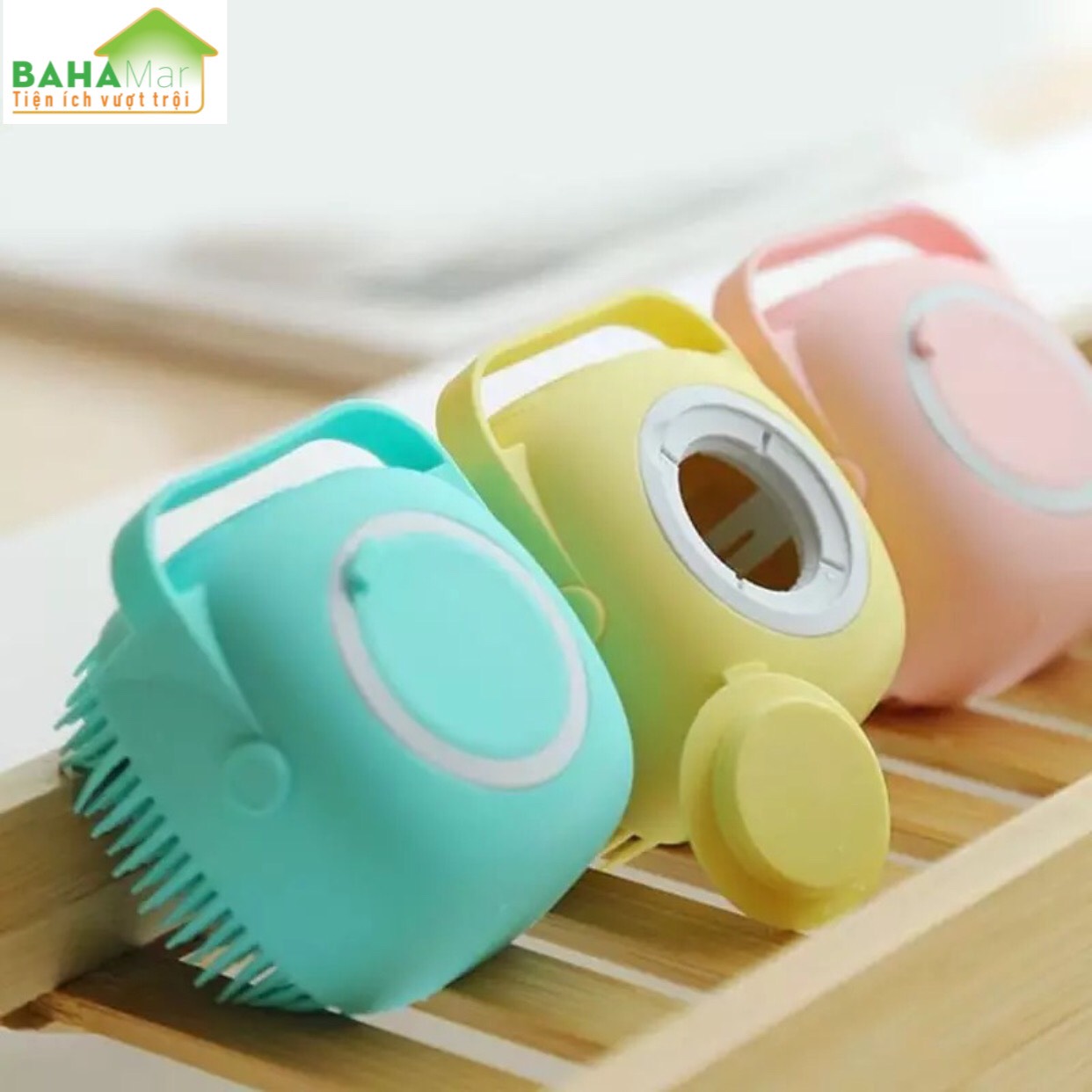 BÀN CHẢI TẮM SILICONE MỀM MASSAGE TẨY DA CHẾT CÓ NGĂN CHỨA SỮA TẮM