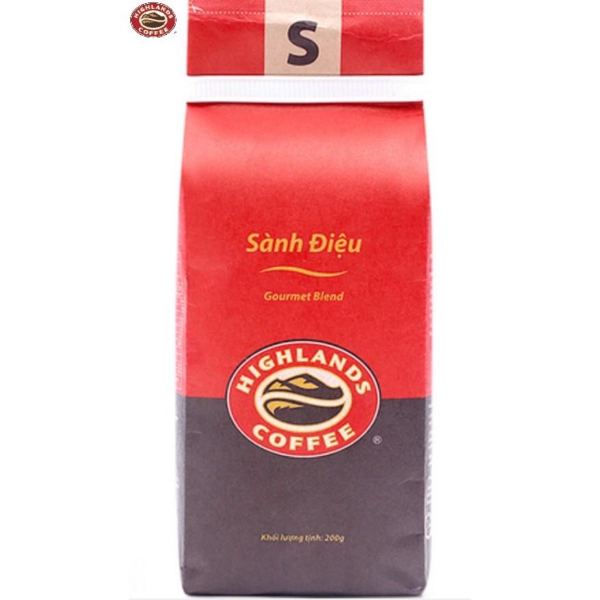 Thùng 12 gói Cà phê rang xay Sành điệu Highlands Coffee 200g