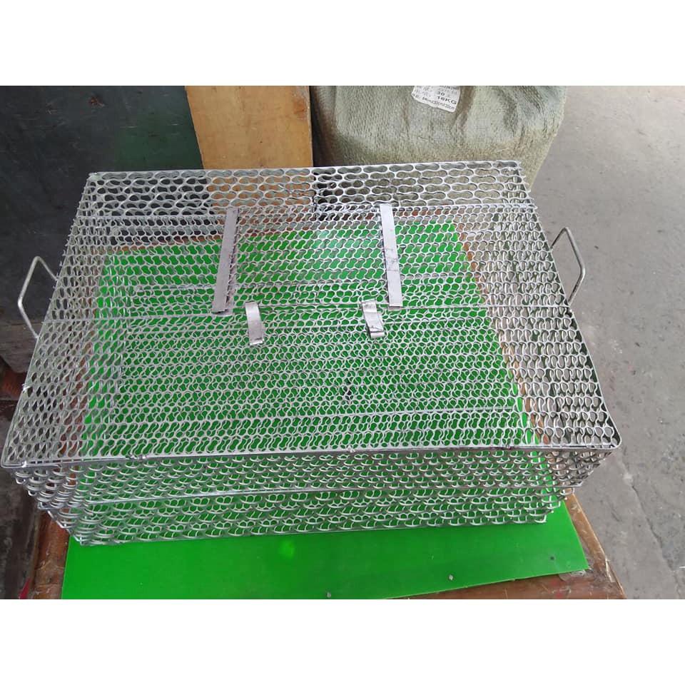 Lồng nhốt động vật nhỏ
