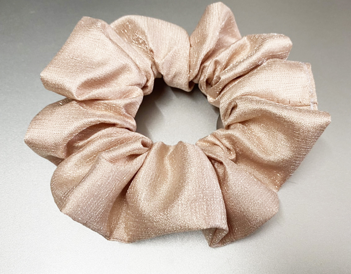 Cột tóc scrunchies mẫu mới big size màu nâu đồng ánh kim