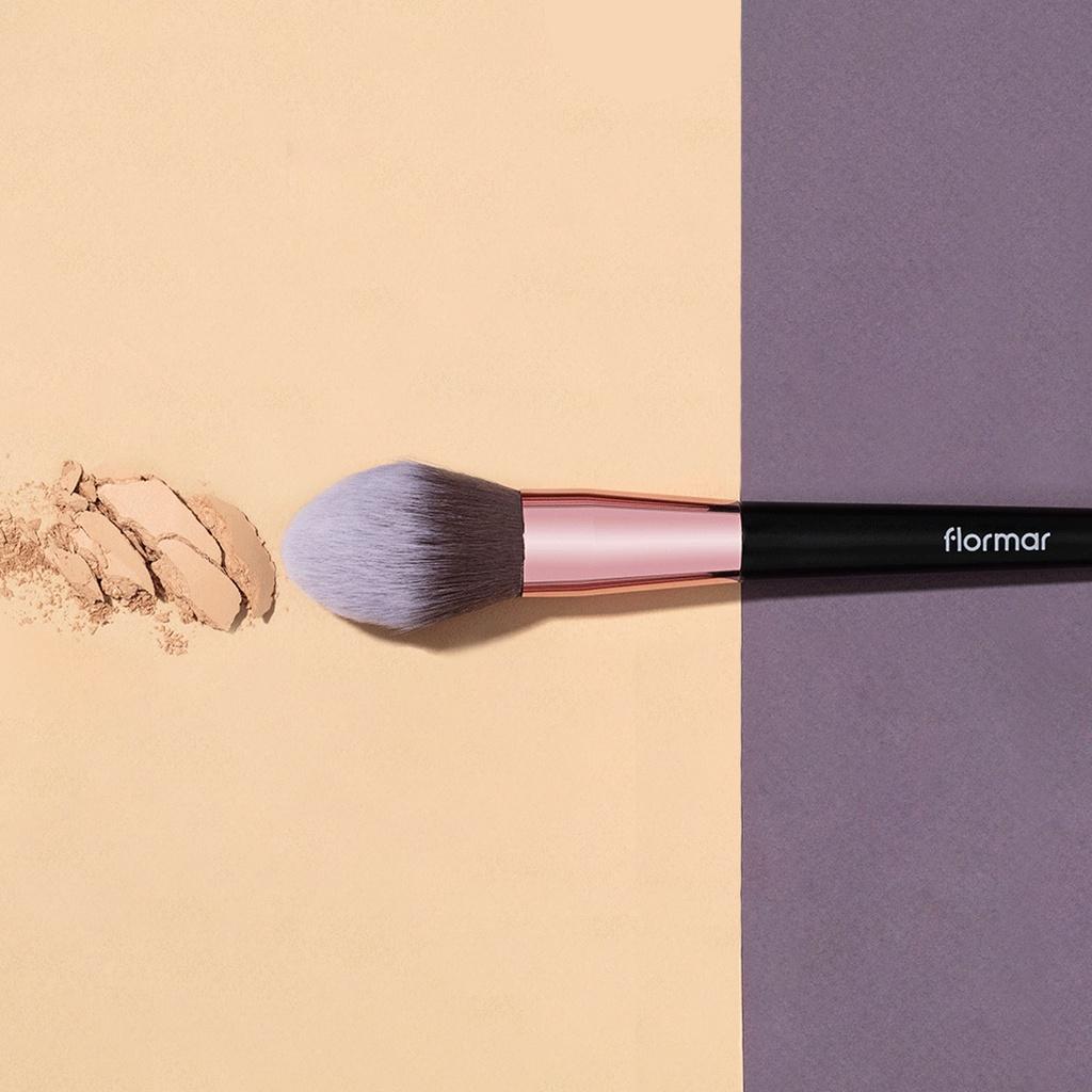 Cọ trang điểm phấn má Flormar Blusher Brush