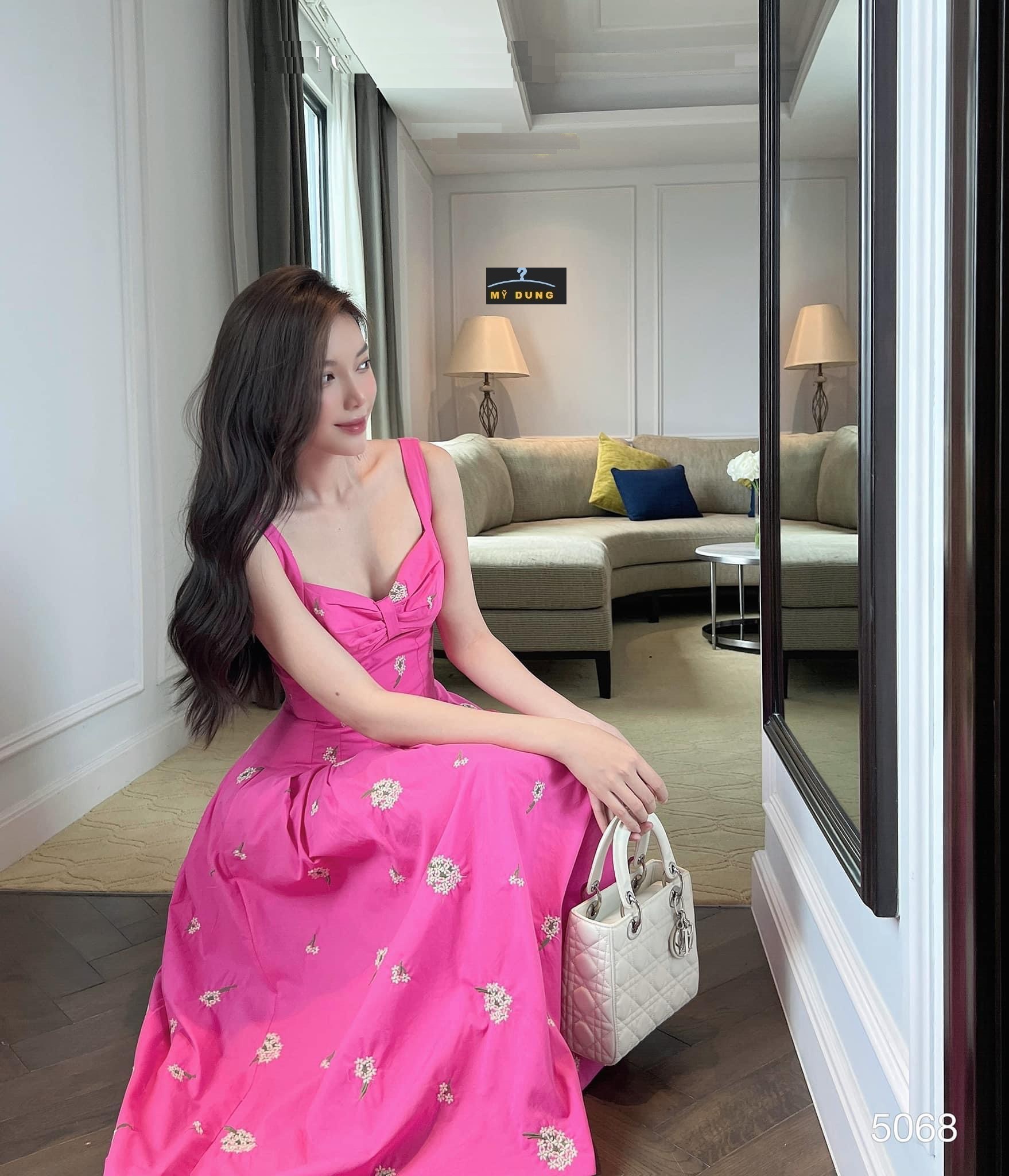SIÊU SIÊU NGỌT NGỌT VỚI EM-ĐẦM MIDI HOA THÊU- STYE TIỂU THƯ NHẸ NHÀNG- SANG TRỌNG, ĐÁNG YÊU, GỢI CẢM - HÀNG THIẾT KỂ LOẠI 1, FORM CHUẨN KHÔNG CẦN CHỈNH, MÊ LẮM CÁC NÀNG ƠI