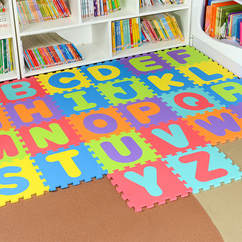 Bộ 36 thảm xốp EVA lót sàn size lớn in hình an toàn cho bé ( 26 chữ cái + 10 chữ số), màu ngẫu nhiên
