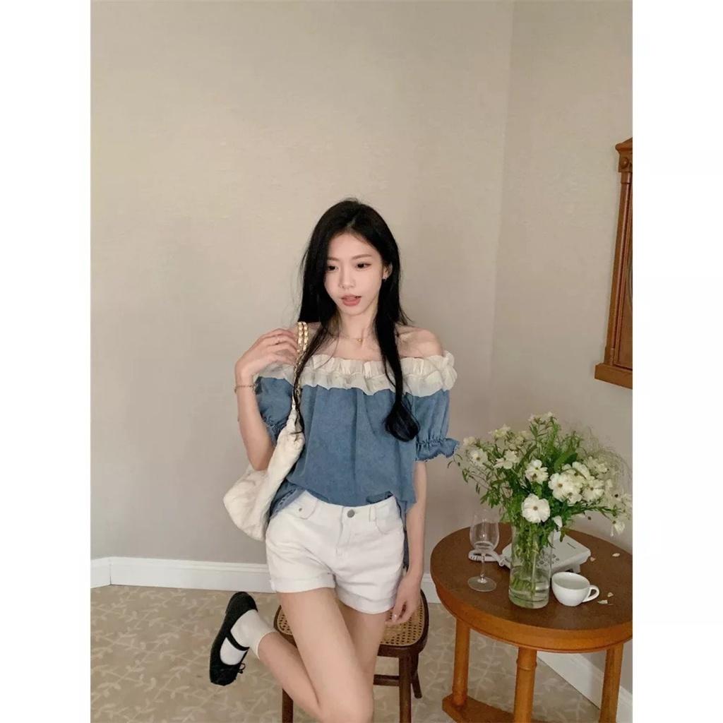 Áo Jeans Nữ Trễ Vai Cộc Tay Phối Bèo