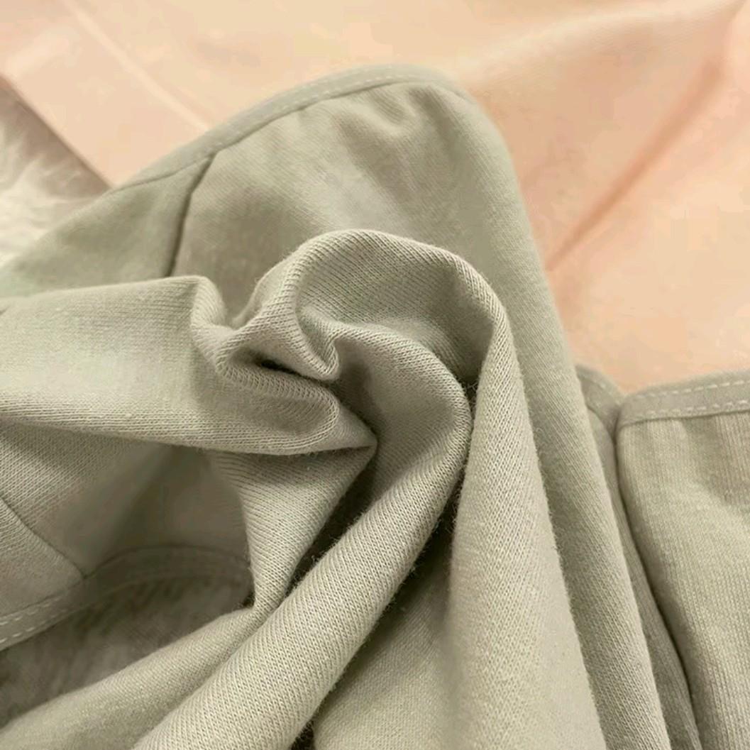 Quần lót nữ cotton trơn cao.cấp, có 8 màu để lựa chọn, chất vải dày dặn ôm dáng, kháng khuẩn thoáng khí, thấm hút mồ hôi cực tốt Women Đen - Trắng