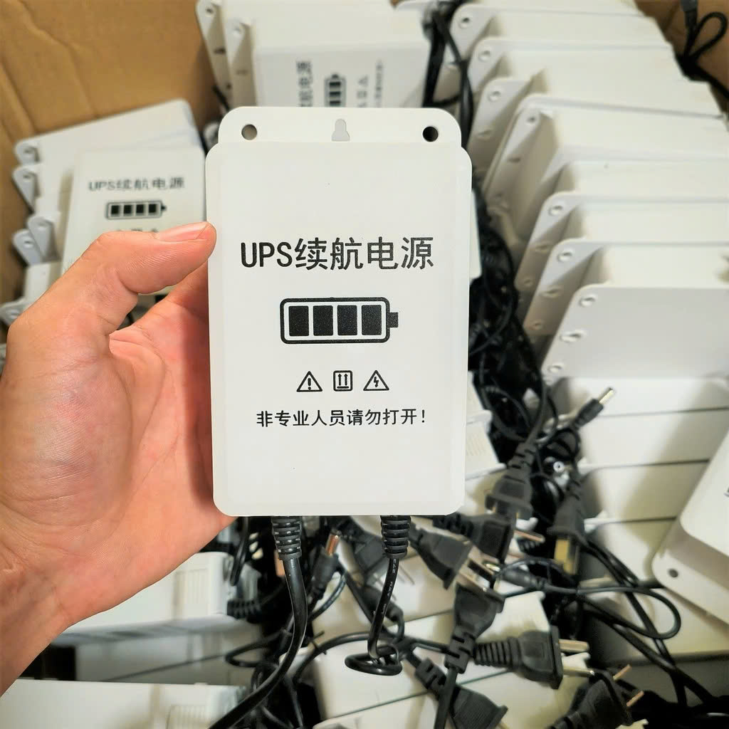 Không Lo Mất Điện: Nguồn PJin Dự Phòng 12V - 2A Cho Modem Wifi và Camera Loại Tốt, BỘ DAO NHÀ BẾP