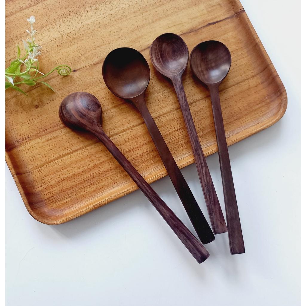 Thìa/Muỗng Gỗ Trắc Miệng Tròn Cỡ 19.5x4 cm Dùng Ăn Cháo, Mỳ, Soup,Thìa Ăn Cơm Tiện Lợi