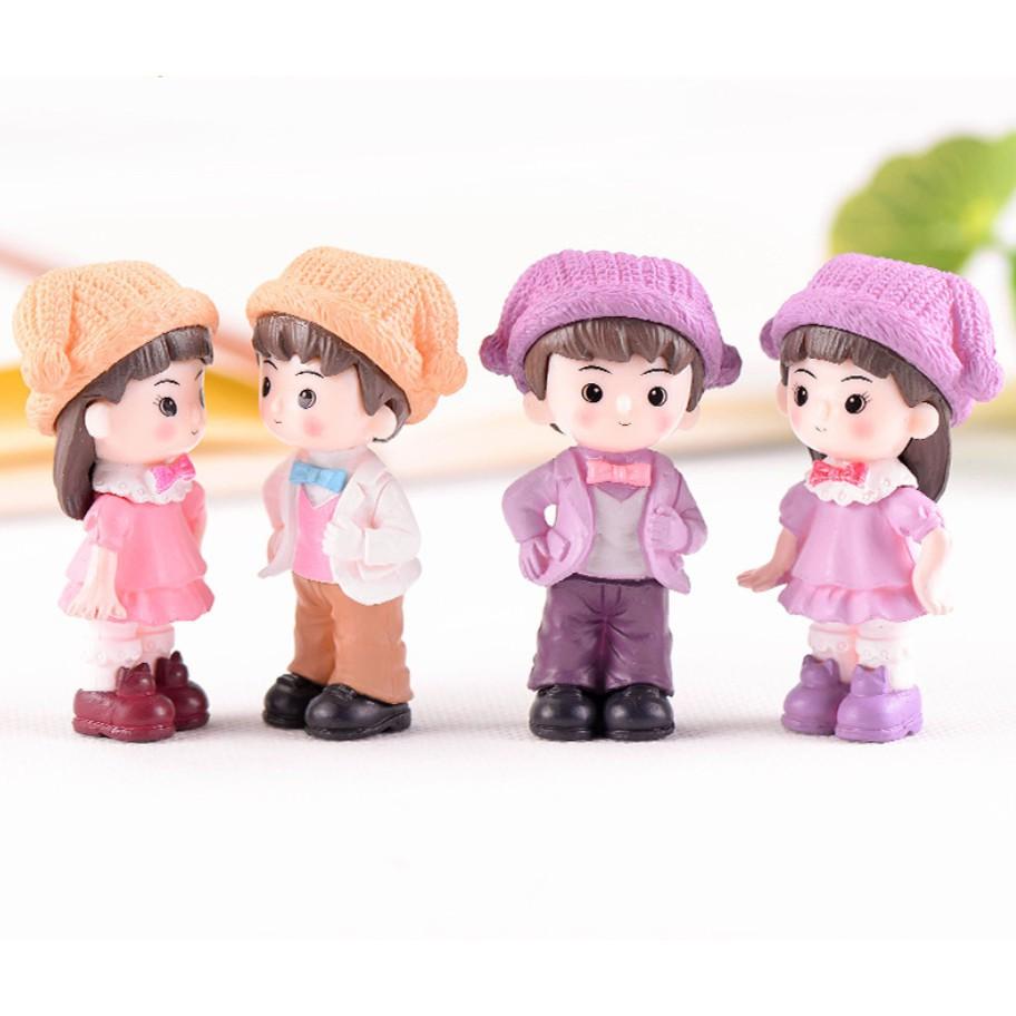 Combo đôi bé trai-bé gái đội mũ len mặc đầm cực xinh trang trí tiểu cảnh, bonsai, móc khóa