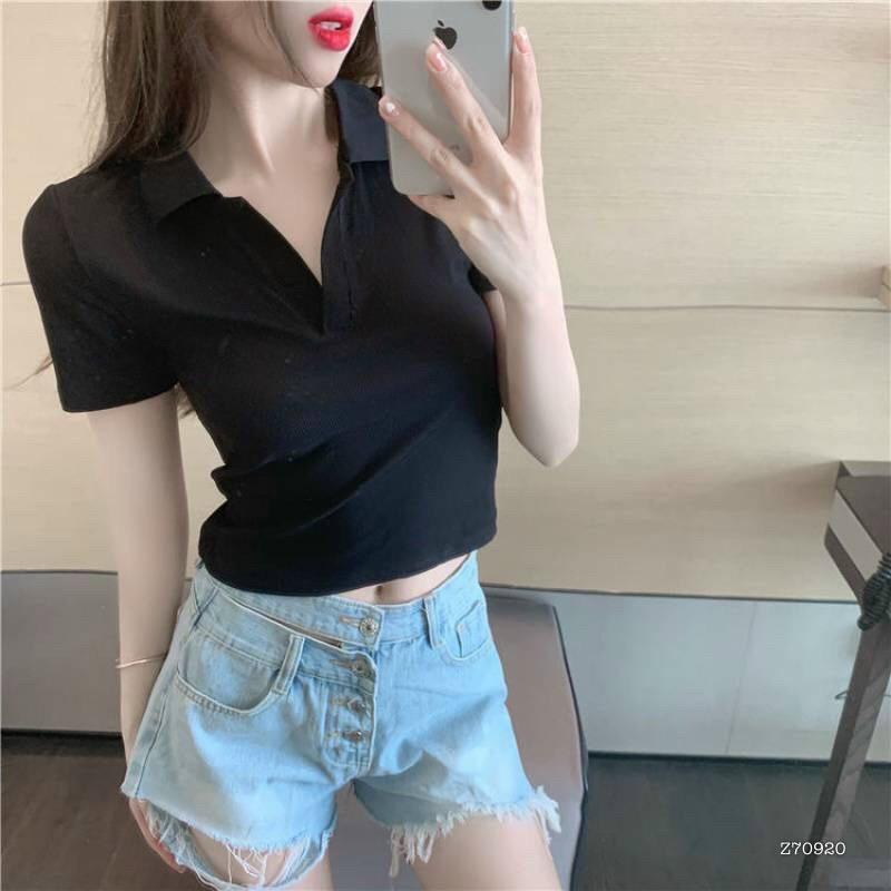 ÁO CROPTOP CỔ BẺ