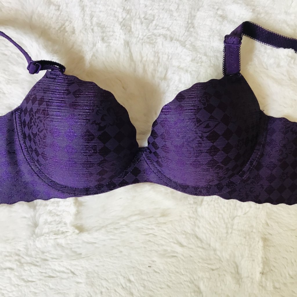 ÁO LÓT SU ĐÚC nâng ngực mút dày tạo khe EC707