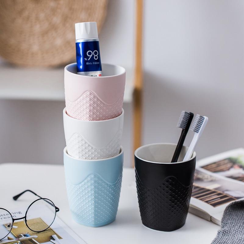 Cốc sứ đựng bàn chải kem đánh răng, Cốc uống nước dung tích 420ml Họa tiết chấm tròn