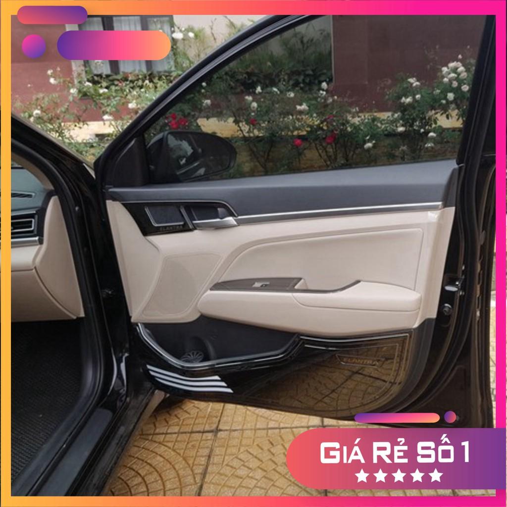 Bộ ốp tapli cánh cửa xe dành cho Huyndai Elantra titan