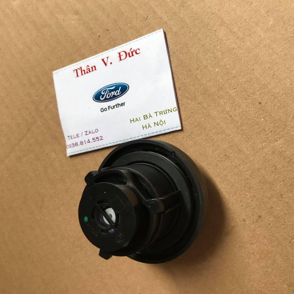 Nắp bình dầu nhiên liệu Ford Transit (ko có lõi khóa )