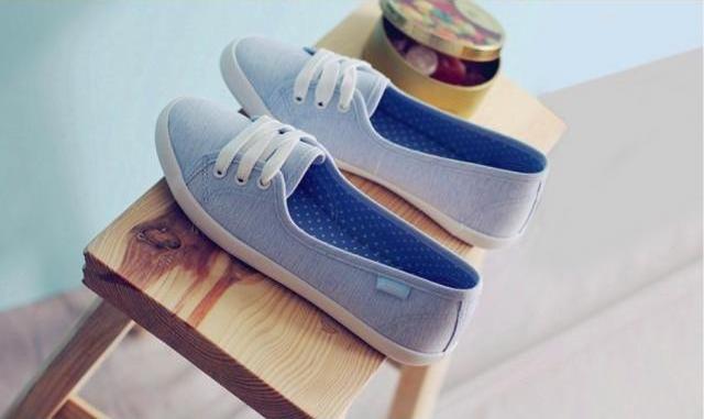 Giày slip on nữ vải cotton màu