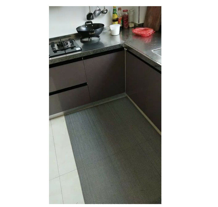 Thảm nhựa trải sàn, thảm nhựa lưới chống trơn trượt dùng để bảo vệ sự an toàn cho gia đình khổ 1.2 mét vuông