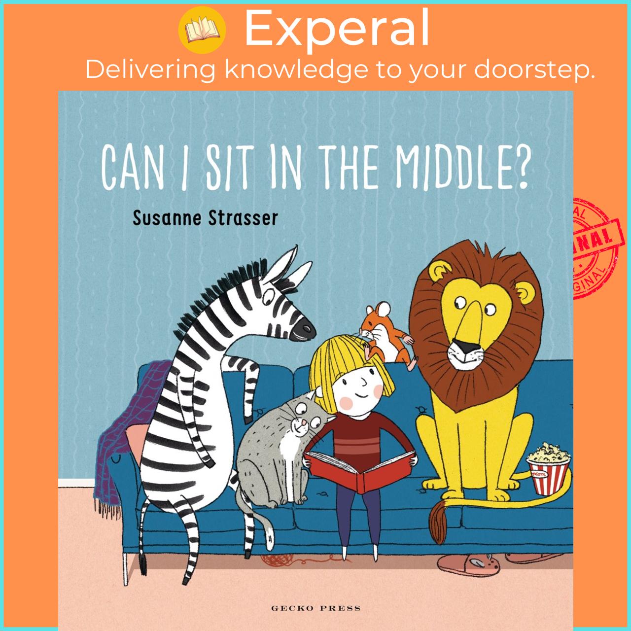 Sách - Can I Sit in the Middle? by Susanne Strasser (UK edition, Board Book)